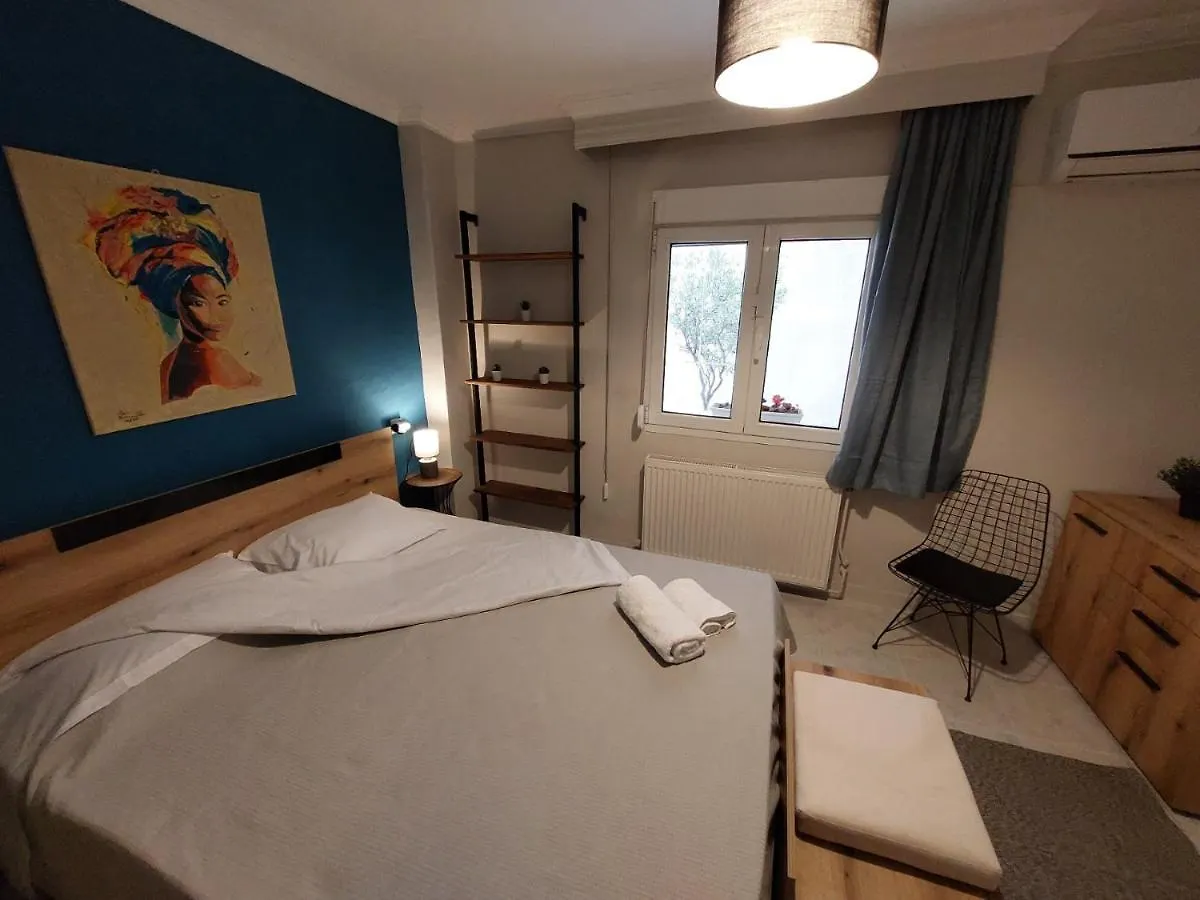 Apartment Central Garden Escape In Thessaloniki! Greece
