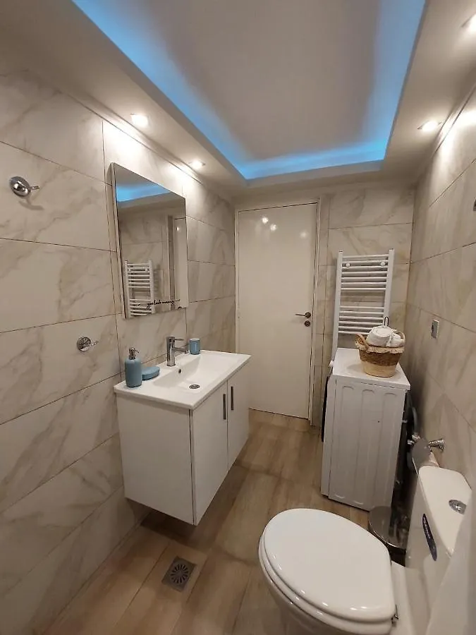 Apartment Central Garden Escape In Thessaloniki! Greece