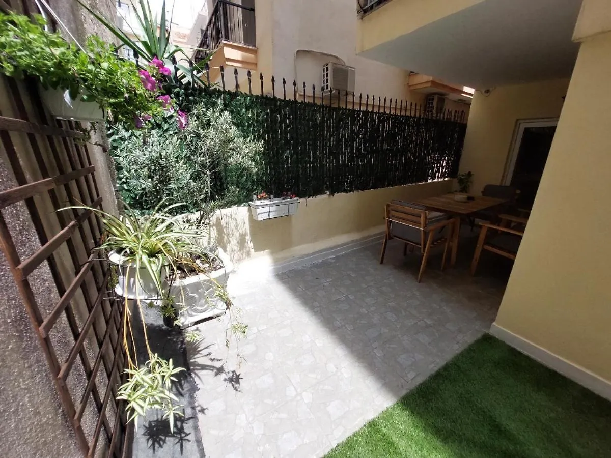 Central Garden Escape In Thessaloniki! Apartment Thessaloniki